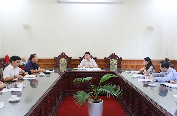 Thứ trưởng Nguyễn Thanh Tịnh làm việc với Báo PLVN về nhiệm vụ quý III, phương hướng quý IV năm 2020