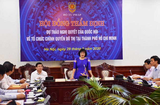 Thẩm định dự thảo Nghị quyết về tổ chức chính quyền đô thị tại thành phố Hồ Chí Minh