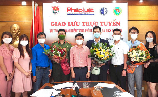 Tuổi trẻ Bộ Tư pháp hưởng ứng Ngày Pháp luật Việt Nam năm 2021