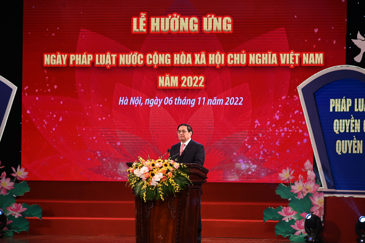 Toàn cảnh Lễ hưởng ứng Ngày Pháp luật Việt Nam 2022 qua ảnh