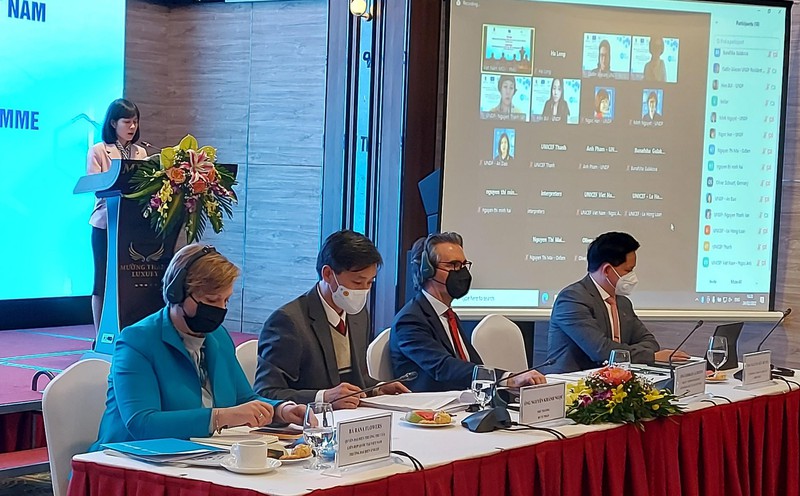 Hội nghị đánh giá giữa kỳ dự án " Tăng cường pháp luật và tư pháp tại Việt Nam"