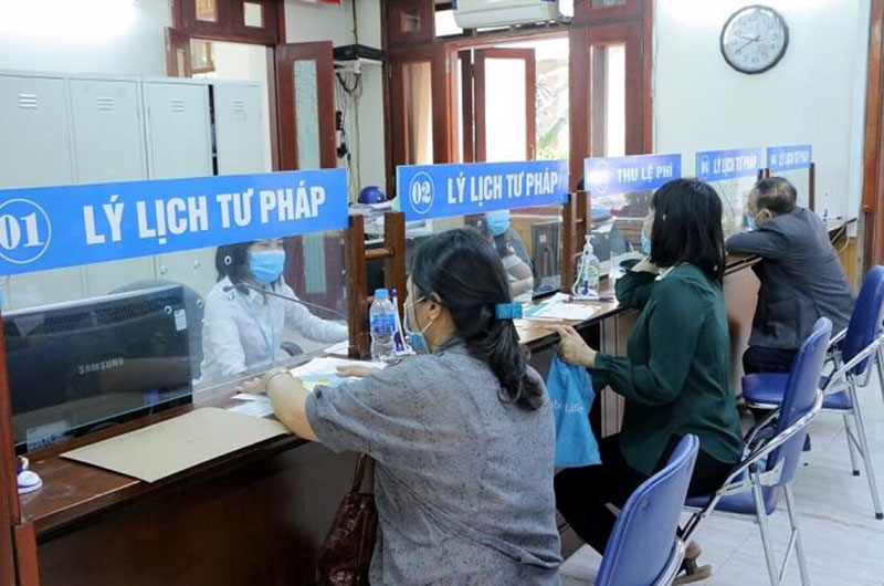 Hà Nội: Tăng cường tuyên truyền thực hiện thủ tục cấp Phiếu LLTP qua dịch vụ bưu chính công ích