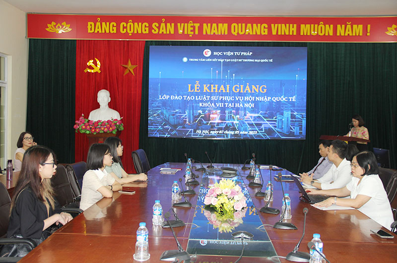 Khai giảng Lớp đào tạo luật sư phục vụ hội nhập quốc tế khóa 7 tại Thành phố Hà Nội