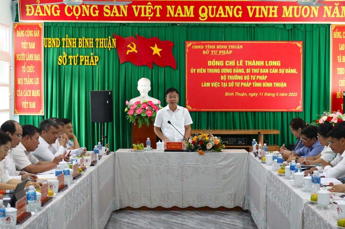 Bộ trưởng Lê Thành Long làm việc Sở Tư pháp Bình Thuận - Ngọn cờ đầu của ngành tư pháp