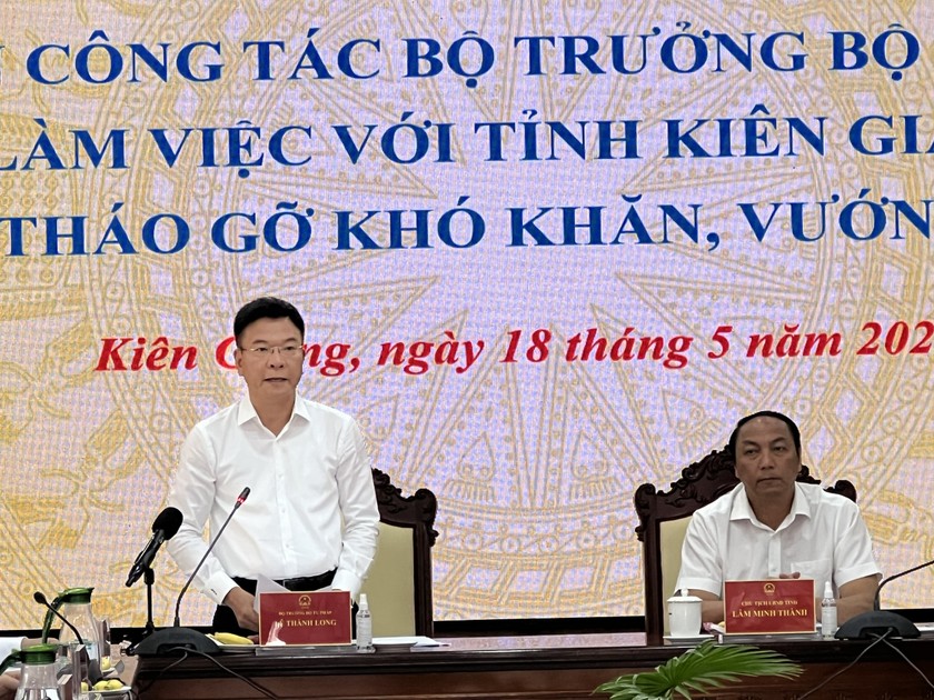 Bộ trưởng Lê Thành Long làm việc với tỉnh Kiên Giang nhằm tháo gỡ khó khăn trong sản xuất kinh doanh