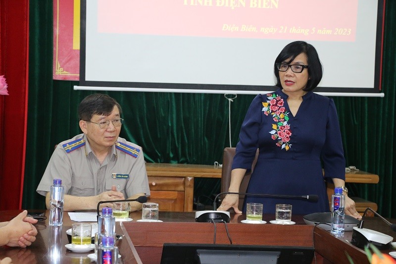Thứ trưởng Đặng Hoàng Oanh làm việc tại tỉnh Điện Biên