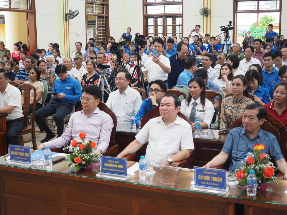 Phổ biến giáo dục pháp luật cho thanh thiếu niên tại Nam Định