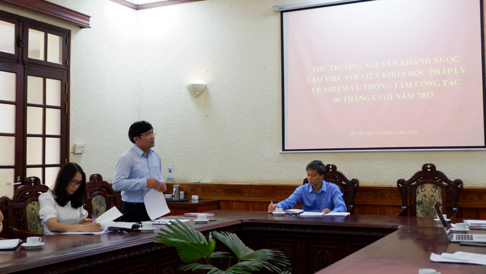 Thứ trưởng Nguyễn Khánh Ngọc làm việc với Viện KHPL về kết quả công tác và kế hoạch triển khai nhiệm vụ