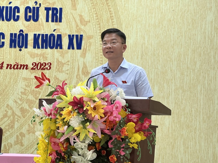 Bộ trưởng Bộ Tư pháp Lê Thành Long tiếp xúc cử tri huyện U Minh Thượng
