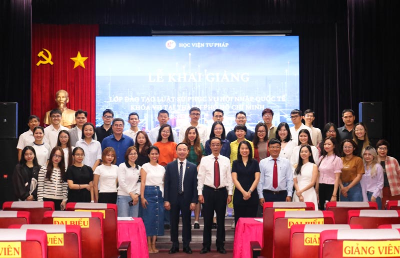 Khai giảng Lớp đào tạo luật sư phục vụ hội nhập quốc tế Khóa 7 tại Thành phố Hồ Chí Minh