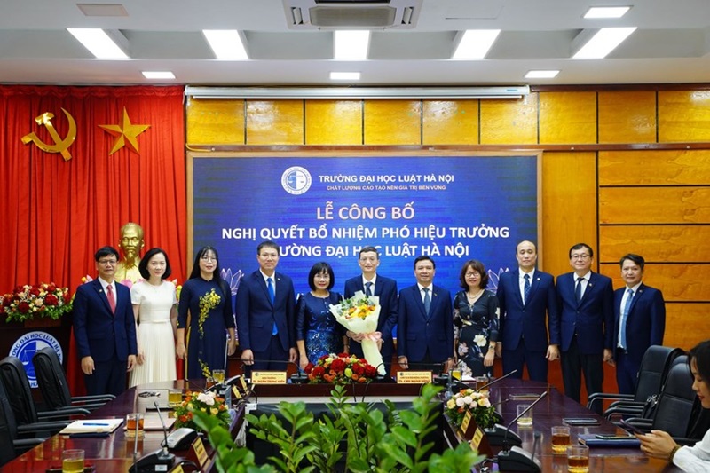 Trường Đại học Luật Hà Nội có tân Phó Hiệu trưởng