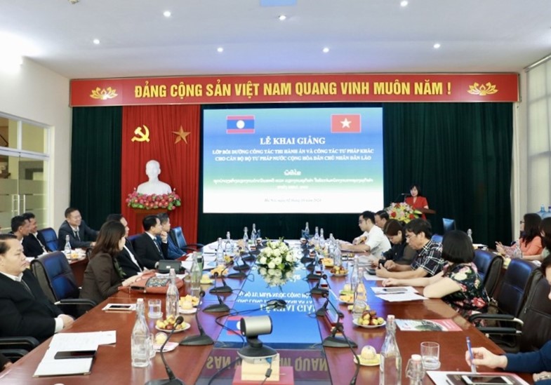 Học viện Tư pháp: Khai giảng lớp bồi dưỡng công tác thi hành án cho cán bộ tư pháp nước CHDCND Lào