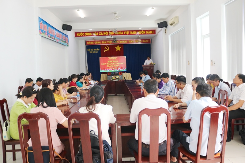 Long An: Tổ chức tuyên truyền Kỷ niệm 94 năm ngày thành lập Đảng Cộng sản Việt Nam