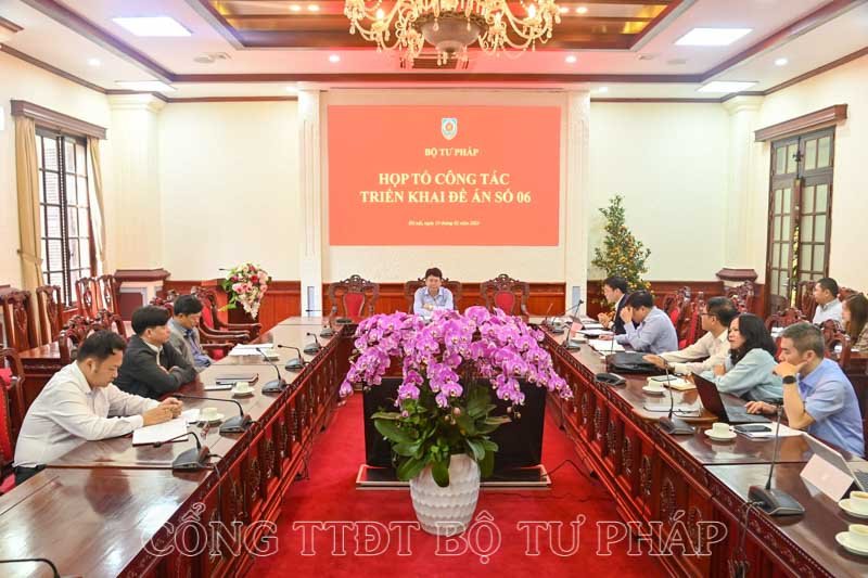Thứ trưởng Nguyễn Thanh Tịnh làm việc với các đơn vị về đẩy mạnh triển khai Đề án số 06