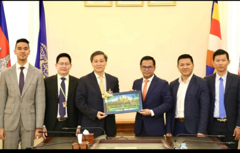 Tiếp tục vun đắp quan hệ hợp tác đặc biệt Việt Nam - Campuchia trong lĩnh vực pháp luật và tư pháp