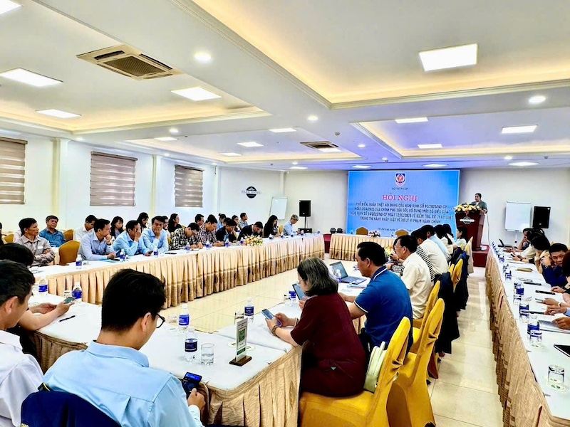 Tiếp tục phổ biến, quán triệt những điểm mới về kiểm tra, xử lý kỷ luật trong THPL về XLVPHC