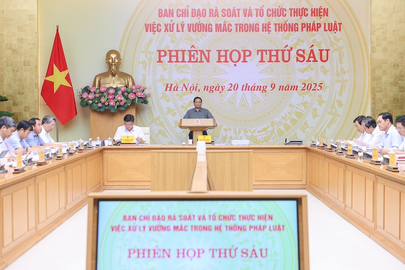 Bộ trưởng Nguyễn Hải Ninh báo cáo về tình hình rà soát, xử lý vướng mắc pháp luật