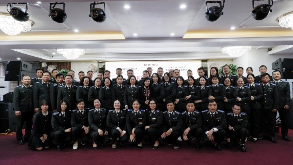 Tổ chức bồi dưỡng theo vị trí việc làm và một số kỹ năng trong công tác thi hành án dân sự