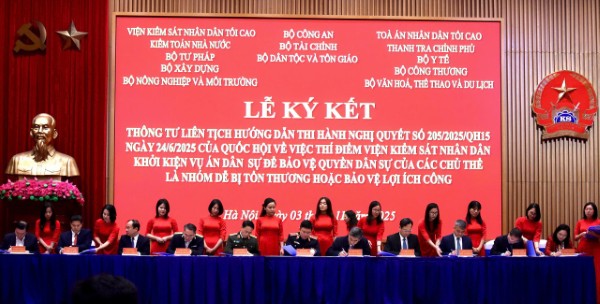 Ký kết Thông tư liên tịch hướng dẫn thi hành việc thí điểm VKSND khởi kiện vụ án dân sự