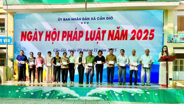 Xã Cần Giờ (thành phố Hồ Chí Minh): Sôi nổi hưởng ứng Ngày Pháp luật