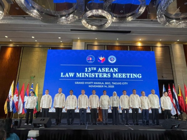 Tiếp tục khẳng định xung lực thể chế, kiến tạo một ASEAN tự cường, sáng tạo, lấy người dân làm trung tâm