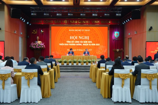 Lãnh đạo, chỉ đạo của cấp ủy Đảng trong đẩy mạnh nghiên cứu KHPL của đoàn viên, thanh niên Bộ Tư pháp