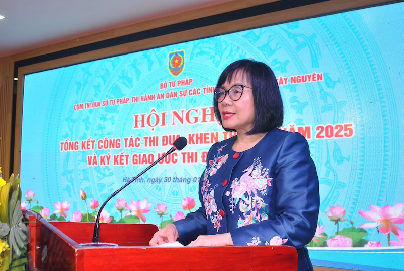 Thi đua phải thực chất, lấy hiệu quả phục vụ người dân và phát triển địa phương làm thước đo