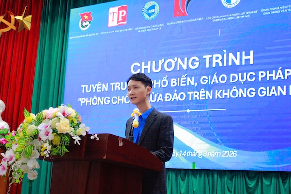 Đoàn Thanh niên tổ chức hoạt động tuyên truyền, PBGDPL về “Phòng, chống lừa đảo trên không gian mạng”