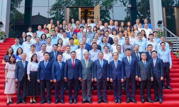 Tân Chánh Văn phòng Trung ương Đảng Nguyễn Hải Ninh xúc động chia tay Bộ Tư pháp