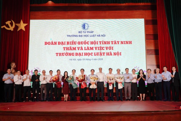 Trường Đại học Luật Hà Nội: Nuôi dưỡng khát vọng vươn tầm, hướng tới khu vực và quốc tế