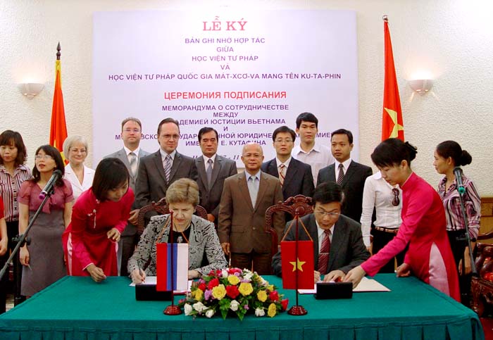 Hợp tác đào tạo pháp luật giữa Việt Nam và Liên bang Nga