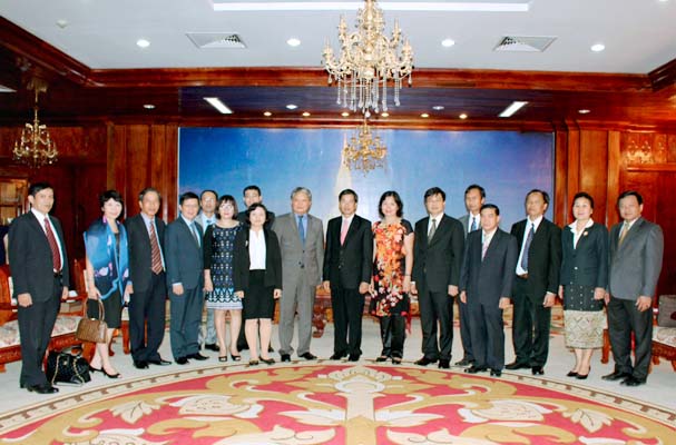 Đoàn công tác Bộ Tư pháp thăm và làm việc với Viện kiểm sát nhân dân tối cao, Tòa án nhân dân tối cao Lào