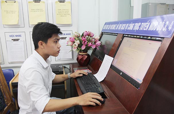 Khánh Hòa: Công bố Danh mục thủ tục hành chính tiếp nhận và giải quyết trực tuyến mức độ 3, 4