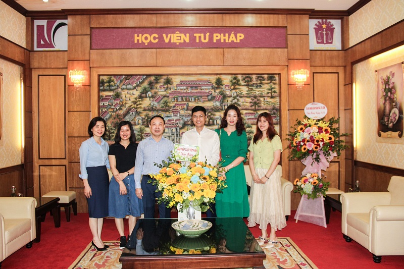 Báo Pháp luật Việt Nam chúc mừng các đơn vị nhân Ngày Nhà giáo Việt Nam
