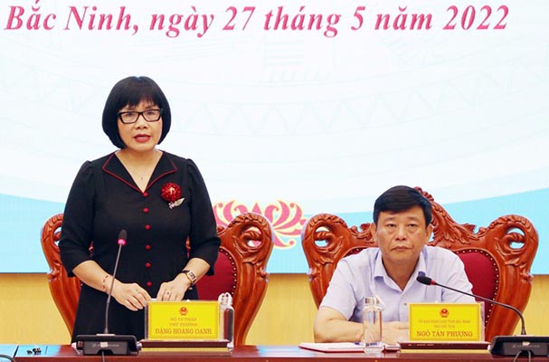 Thứ trưởng Bộ Tư pháp Đặng Hoàng Oanh làm việc tại Bắc Ninh